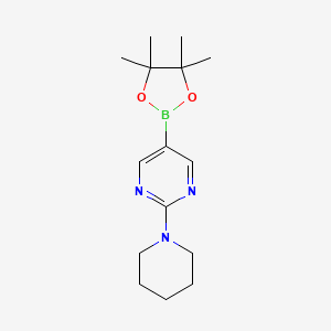 2-(Piperidin-1-yl)-5-(4,4,5,5-tetramethyl-1,3,2-dioxaborolan-2-yl)pyrimidine chemical structure (CAS 1015242-08-6)