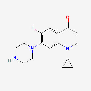 1-Cyclopropyl-6-fluoro-7-(piperazin-1-yl)quinolin-4(1H)-one chemical structure (CAS 105394-83-0)