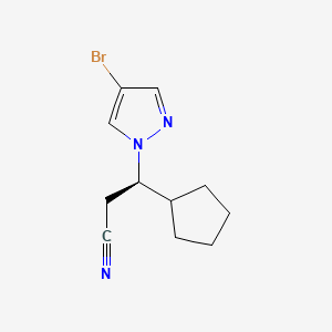 (R)-3-(4-Bromo-1H-pyrazol-1-yl)-3-cyclopentylpropanenitrile chemical structure (CAS 1146629-83-5)