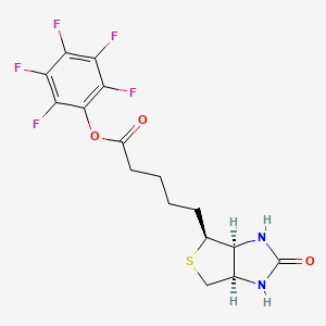 Perfluorophenyl 5-((3aS,4S,6aR)-2-oxohexahydro-1H-thieno[3,4-d]imidazol-4-yl)pentanoate chemical structure (CAS 120550-35-8)