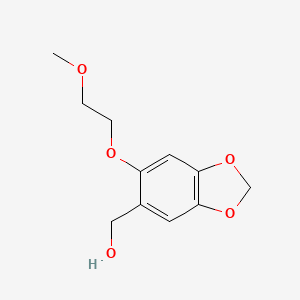(6-(2-Methoxyethoxy)benzo[d][1,3]dioxol-5-yl)methanol chemical structure (CAS 1209106-01-3)