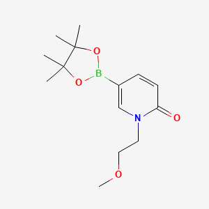 1-(2-Methoxyethyl)-5-(4,4,5,5-tetramethyl-1,3,2-dioxaborolan-2-yl)pyridin-2(1H)-one chemical structure (CAS 1349734-01-5)