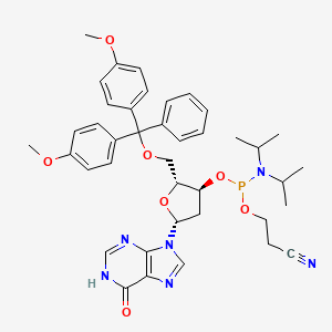 (2R,3S,5R)-2-((Bis(4-methoxyphenyl)(phenyl)methoxy)methyl)-5-(6-hydroxy-9H-purin-9-yl)tetrahydrofuran-3-yl (2-cyanoethyl) diisopropylphosphoramidite chemical structure (CAS 141684-35-7)