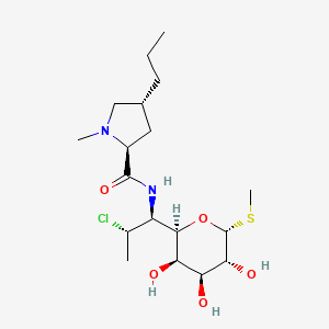 (2S,4R)-N-((1S,2S)-2-Chloro-1-((2R,3R,4S,5R,6R)-3,4,5-trihydroxy-6-(methylthio)tetrahydro-2H-pyran-2-yl)propyl)-1-methyl-4-propylpyrrolidine-2-carboxamide chemical structure (CAS 18323-44-9)
