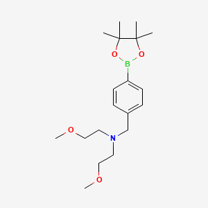 Bis(2-methoxyethyl)({[4-(4,4,5,5-tetramethyl-1,3,2-dioxaborolan-2-yl)phenyl]methyl})amine chemical structure (CAS 2096339-20-5)