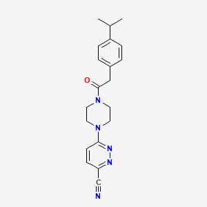 6-(4-(2-(4-Isopropylphenyl)acetyl)piperazin-1-yl)pyridazine-3-carbonitrile chemical structure (CAS 2170608-82-7)
