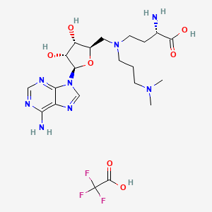 (S)-2-Amino-4-((((2R,3S,4R,5R)-5-(6-amino-9H-purin-9-yl)-3,4-dihydroxytetrahydrofuran-2-yl)methyl)(3-(dimethylamino)propyl)amino)butanoic acid 2,2,2-trifluoroacetic acid salt chemical structure (CAS 2245255-66-5)