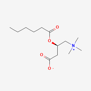(R)-3-(Hexanoyloxy)-4-(trimethylammonio)butanoate chemical structure (CAS 22671-29-0)