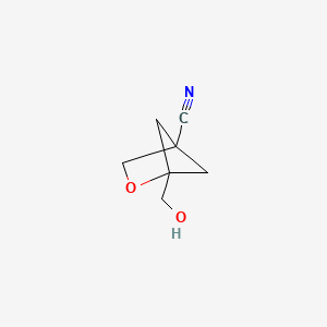 1-(Hydroxymethyl)-2-oxabicyclo[2.1.1]hexane-4-carbonitrile chemical structure (CAS 2757731-75-0)