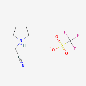 1-(Cyanomethyl)pyrrolidin-1-ium trifluoromethanesulfonate chemical structure (CAS 573987-48-1)