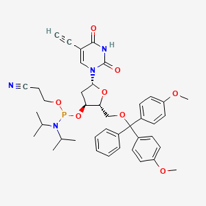 (2R,3S,5R)-2-((Bis(4-methoxyphenyl)(phenyl)methoxy)methyl)-5-(5-ethynyl-2,4-dioxo-3,4-dihydropyrimidin-1(2H)-yl)tetrahydrofuran-3-yl (2-cyanoethyl) diisopropylphosphoramidite chemical structure (CAS 615288-66-9)
