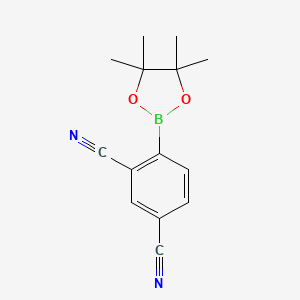 4-(4,4,5,5-Tetramethyl-1,3,2-dioxaborolan-2-yl)isophthalonitrile chemical structure (CAS 863868-35-3)