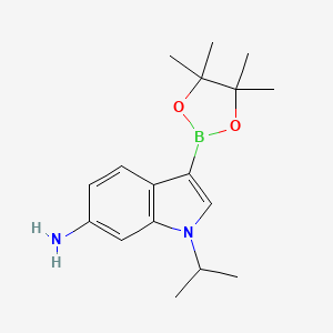 1-Isopropyl-3-(4,4,5,5-tetramethyl-1,3,2-dioxaborolan-2-yl)-1H-indol-6-amine chemical structure (CAS 945556-95-6)