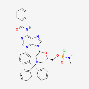 ((2S,6R)-6-(6-Benzamido-9H-purin-9-yl)-4-tritylmorpholin-2-yl)methyl dimethylphosphoramidochloridate chemical structure (CAS 956139-18-7)