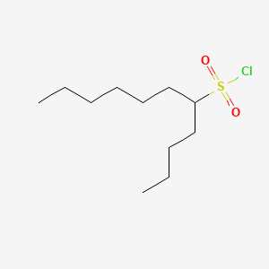 Undecane-5-sulfonyl chloride chemical structure
