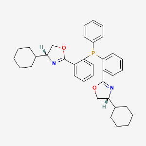 (4R,4'R)-2,2'-((Phenylphosphanediyl)bis(2,1-phenylene))bis(4-cyclohexyl-4,5-dihydrooxazole) chemical structure
